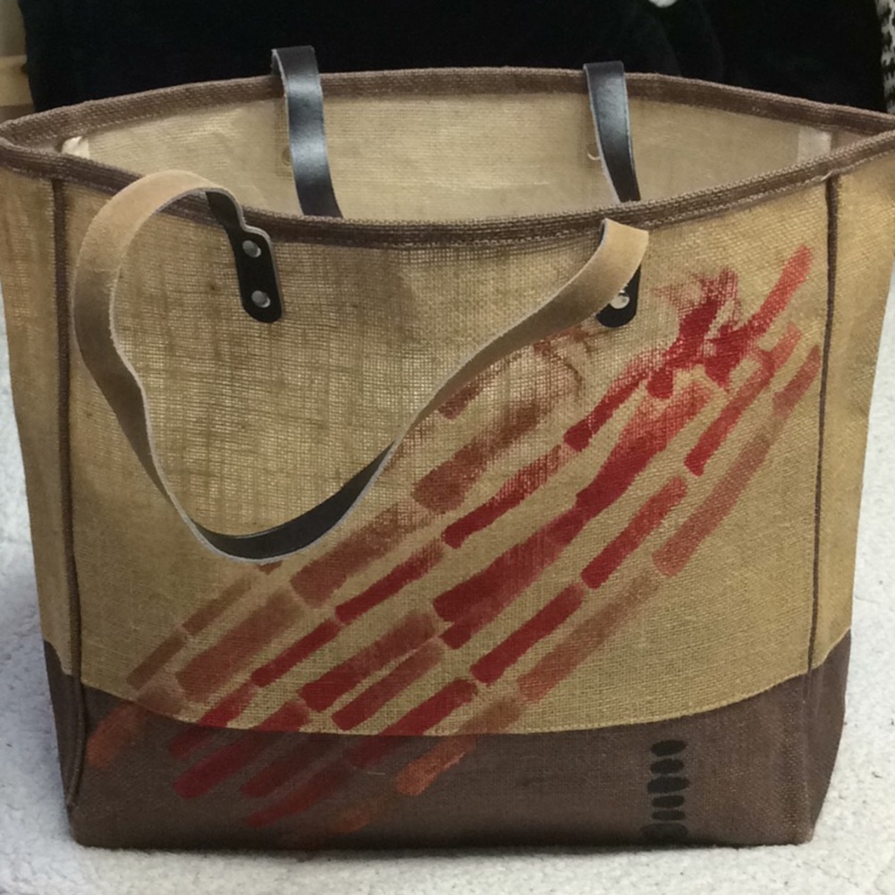 Aku Akwa Tees sisal tote